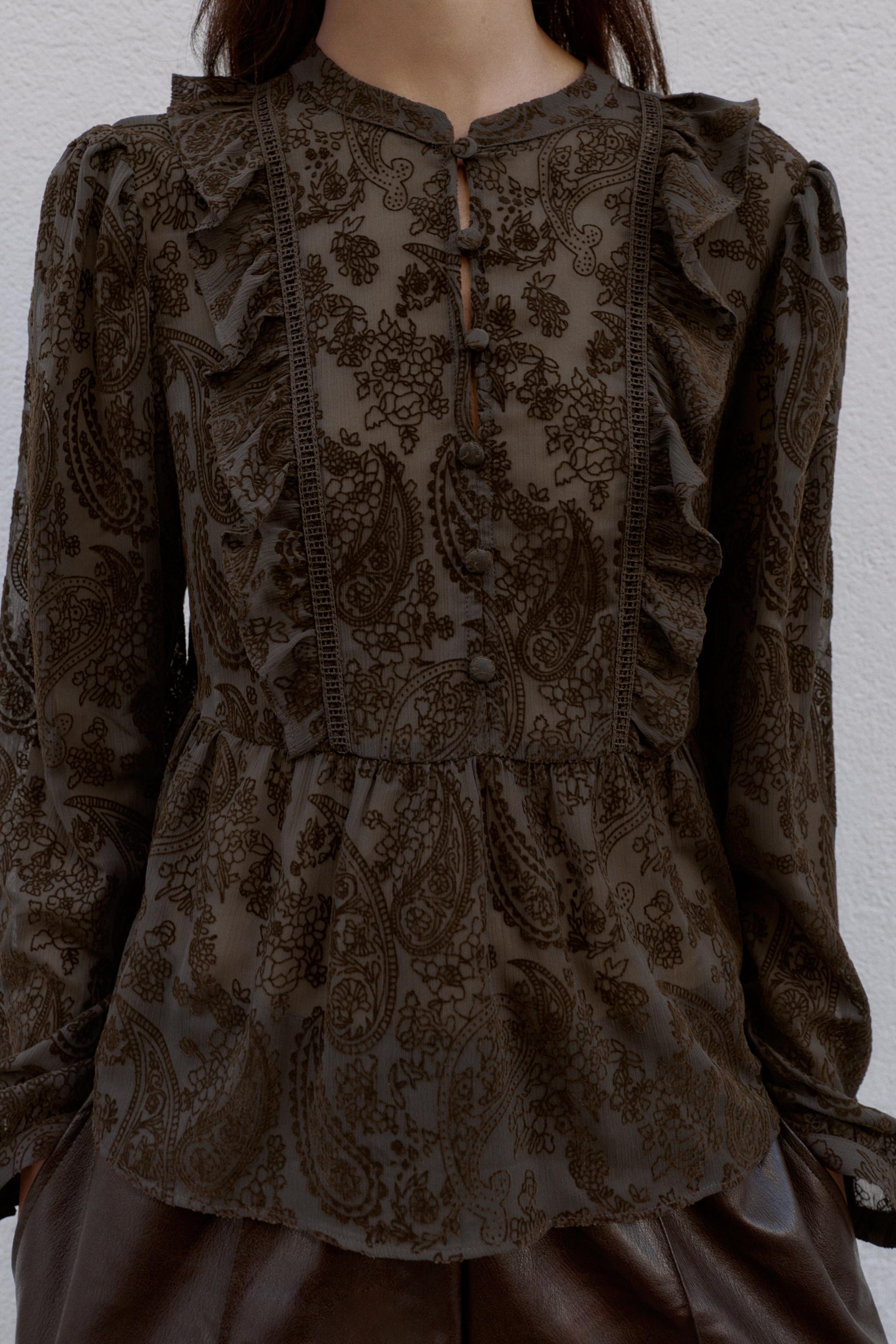 DEVORÉ RUFFLE BLOUSE